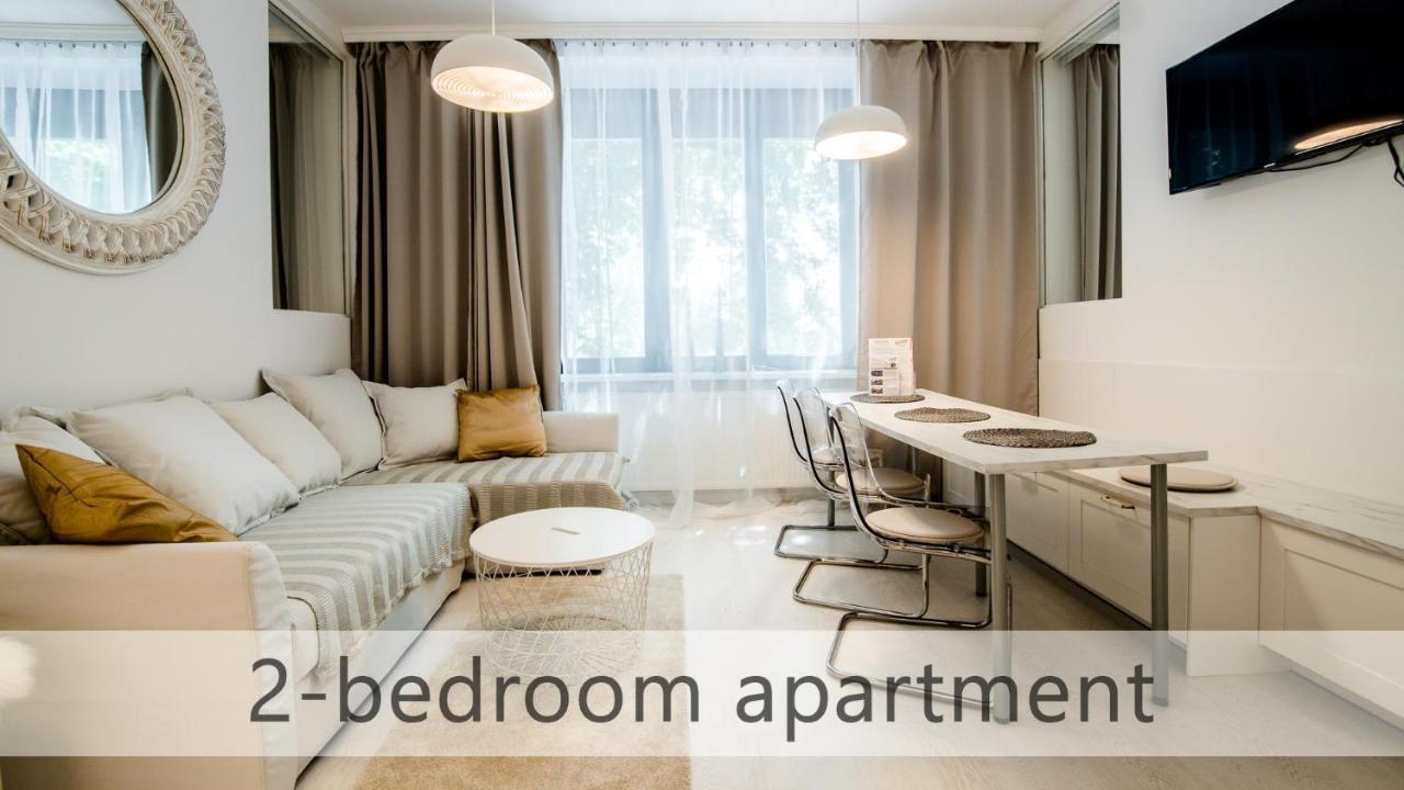 White Apartments With Ac By Kovee Братислава Екстериор снимка